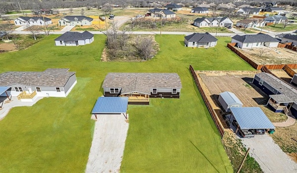 219 Overland Trail, Bridgeport, TX 76426, 4 Habitaciones Habitaciones , ,2 BañosBaños,Residential,En Venta,219 Overland Trail,20876379