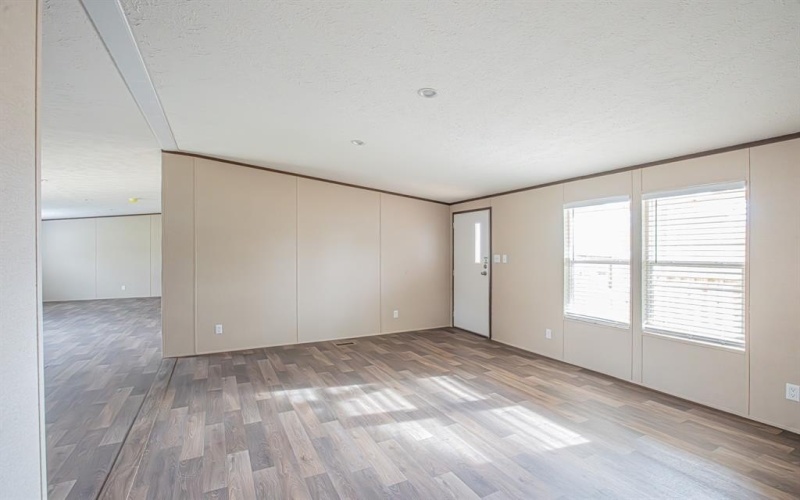 2013 Spring Court, Azle, TX 76020, 3 Bedrooms Bedrooms, ,2 BathroomsBathrooms,Residential,For Sale,2013 Spring Court,20871991