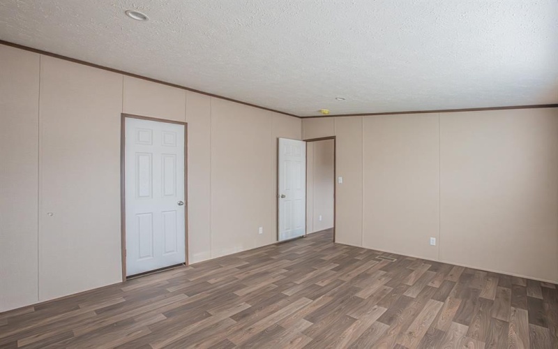 2013 Spring Court, Azle, TX 76020, 3 Bedrooms Bedrooms, ,2 BathroomsBathrooms,Residential,For Sale,2013 Spring Court,20871991