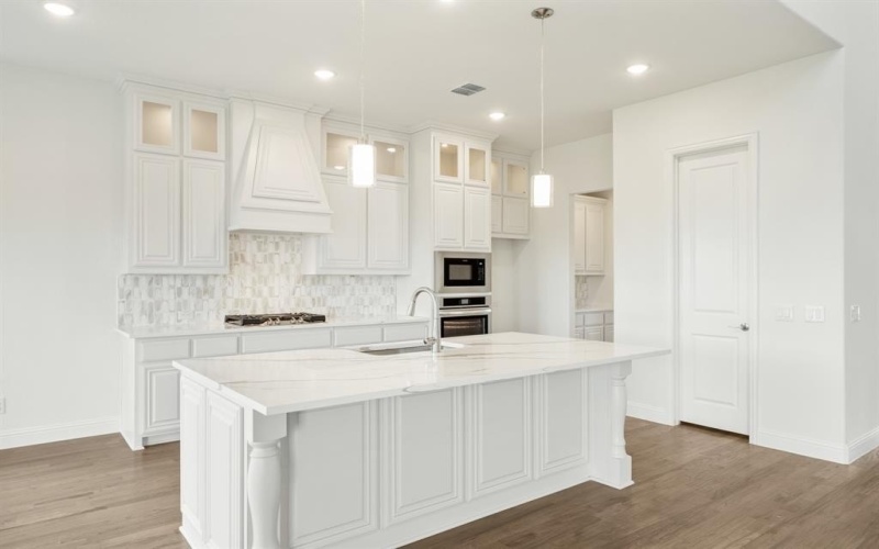801 Turnbull Avenue, Fort Worth, TX 76247, 4 Bedrooms Bedrooms, ,5 BathroomsBathrooms,Residential,For Sale,801 Turnbull Avenue,20874554