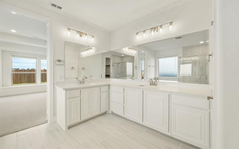 801 Turnbull Avenue, Fort Worth, TX 76247, 4 Bedrooms Bedrooms, ,5 BathroomsBathrooms,Residential,For Sale,801 Turnbull Avenue,20874554