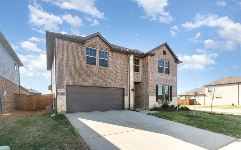 2600 Donella Drive, Denton, TX 76207, 5 Bedrooms Bedrooms, ,3 BathroomsBathrooms,Residential,For Sale,2600 Donella Drive,20874568