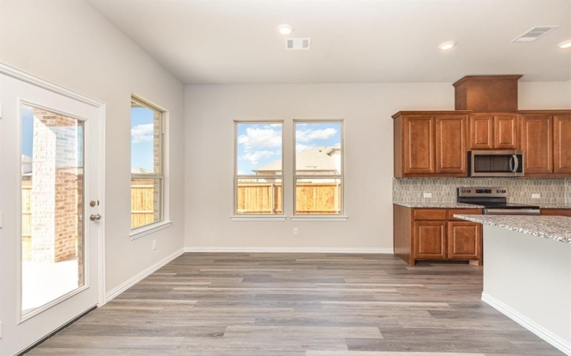 2600 Donella Drive, Denton, TX 76207, 5 Bedrooms Bedrooms, ,3 BathroomsBathrooms,Residential,For Sale,2600 Donella Drive,20874568