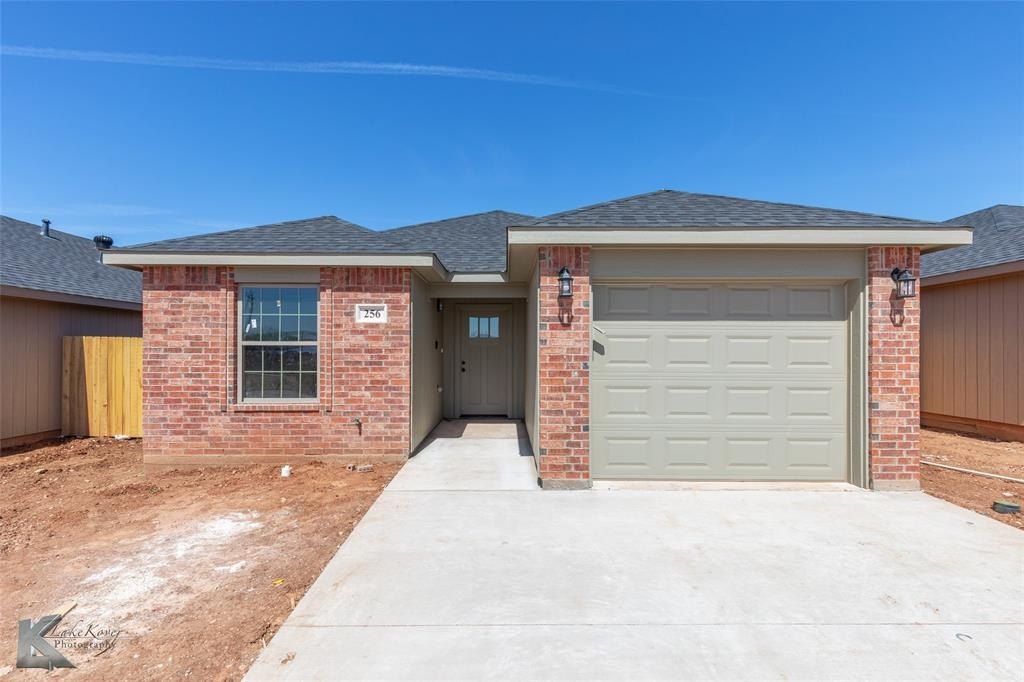 256 Tombstone Road, Abilene, TX 79602, 3 Bedrooms Bedrooms, ,2 BathroomsBathrooms,Residential,For Sale,256 Tombstone Road,20872180