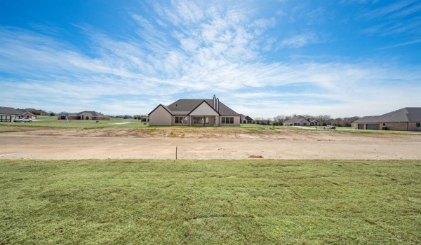 1435 Julian Drive, Van Alstyne, TX 75495, 4 Bedrooms Bedrooms, ,3 BathroomsBathrooms,Residential,For Sale,1435 Julian Drive,20874698