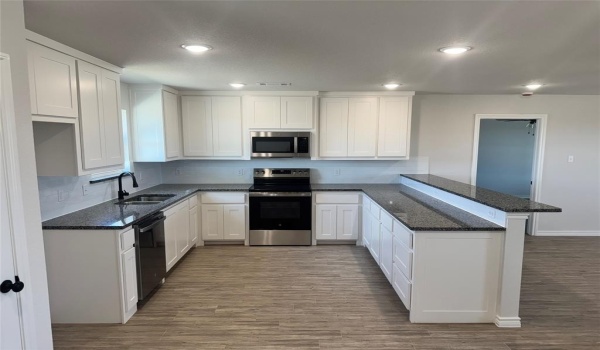 6043 Piper Anne Street, Azle, TX 76020, 3 Bedrooms Bedrooms, ,2 BathroomsBathrooms,Residential,For Sale,6043 Piper Anne Street,20874736