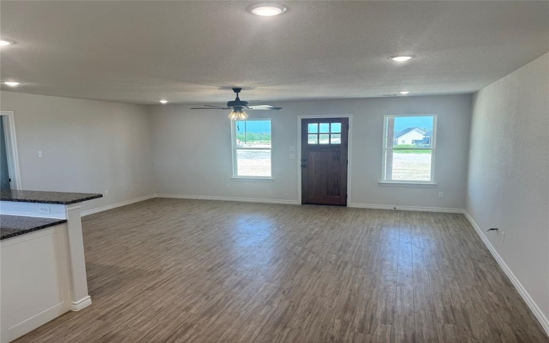 6043 Piper Anne Street, Azle, TX 76020, 3 Bedrooms Bedrooms, ,2 BathroomsBathrooms,Residential,For Sale,6043 Piper Anne Street,20874736