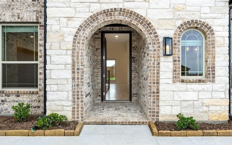 821 Trout Lilly Drive, Fort Worth, TX 76247, 4 Bedrooms Bedrooms, ,5 BathroomsBathrooms,Residential,For Sale,821 Trout Lilly Drive,20874775