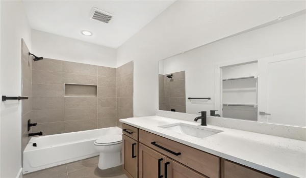 5926 Houghton Avenue, Fort Worth, TX 76107, 3 Bedrooms Bedrooms, ,2 BathroomsBathrooms,Residential,For Sale,5926 Houghton Avenue,20872582