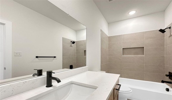 5926 Houghton Avenue, Fort Worth, TX 76107, 3 Bedrooms Bedrooms, ,2 BathroomsBathrooms,Residential,For Sale,5926 Houghton Avenue,20872582