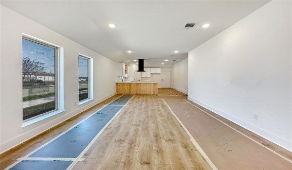 5401 Helmick Avenue, Fort Worth, TX 76107, 3 Habitaciones Habitaciones , ,2 BañosBaños,Residential,En Venta,5401 Helmick Avenue,20872606