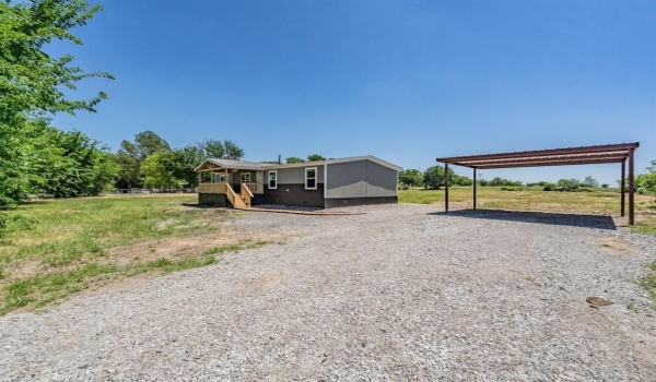 111 County Road 1303, Bridgeport, TX 76426, 4 Bedrooms Bedrooms, ,2 BathroomsBathrooms,Residential,For Sale,111 County Road 1303,20872619
