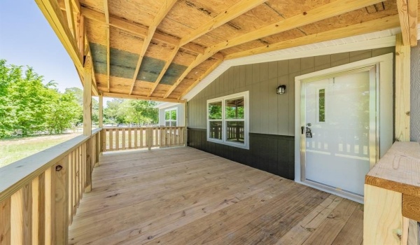 111 County Road 1303, Bridgeport, TX 76426, 4 Bedrooms Bedrooms, ,2 BathroomsBathrooms,Residential,For Sale,111 County Road 1303,20872619