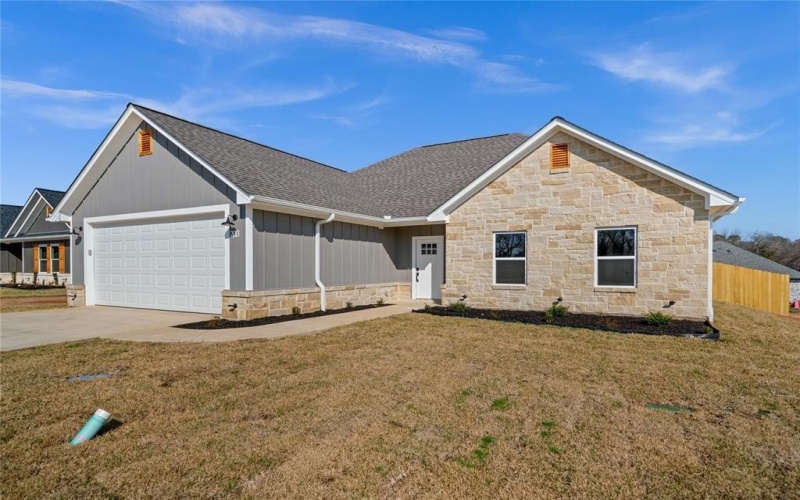 203 Toro Drive, Winona, TX 75792, 3 Bedrooms Bedrooms, ,2 BathroomsBathrooms,Residential,For Sale,203 Toro Drive,20872647