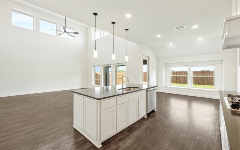 805 Turnbull Avenue, Fort Worth, TX 76247, 4 Bedrooms Bedrooms, ,3 BathroomsBathrooms,Residential,For Sale,805 Turnbull Avenue,20874888
