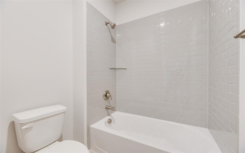 14020 Alfafar Court, Little Elm, TX 75068, 4 Bedrooms Bedrooms, ,3 BathroomsBathrooms,Residential,For Sale,14020 Alfafar Court,20872674