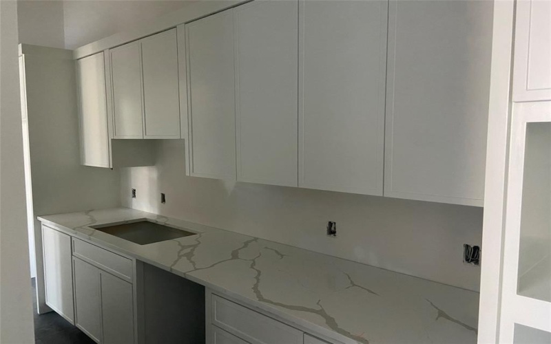 3624 N Fitzhugh Avenue, Dallas, TX 75204, 5 Bedrooms Bedrooms, ,6 BathroomsBathrooms,Residential,For Sale,3624 N Fitzhugh Avenue,20874895