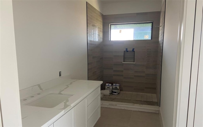 3624 N Fitzhugh Avenue, Dallas, TX 75204, 5 Bedrooms Bedrooms, ,6 BathroomsBathrooms,Residential,For Sale,3624 N Fitzhugh Avenue,20874895