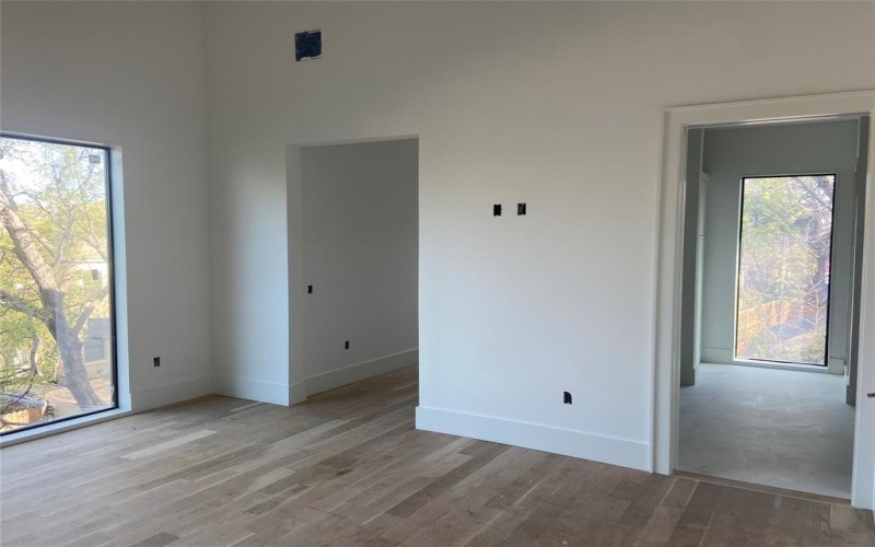 3624 N Fitzhugh Avenue, Dallas, TX 75204, 5 Bedrooms Bedrooms, ,6 BathroomsBathrooms,Residential,For Sale,3624 N Fitzhugh Avenue,20874895