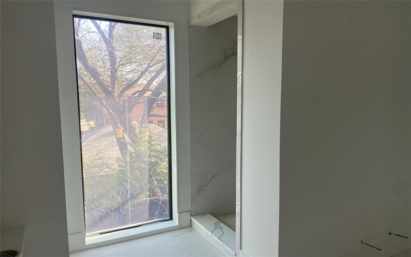 3624 N Fitzhugh Avenue, Dallas, TX 75204, 5 Bedrooms Bedrooms, ,6 BathroomsBathrooms,Residential,For Sale,3624 N Fitzhugh Avenue,20874895