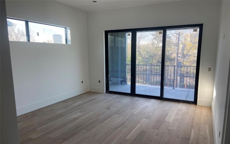 3624 N Fitzhugh Avenue, Dallas, TX 75204, 5 Bedrooms Bedrooms, ,6 BathroomsBathrooms,Residential,For Sale,3624 N Fitzhugh Avenue,20874895