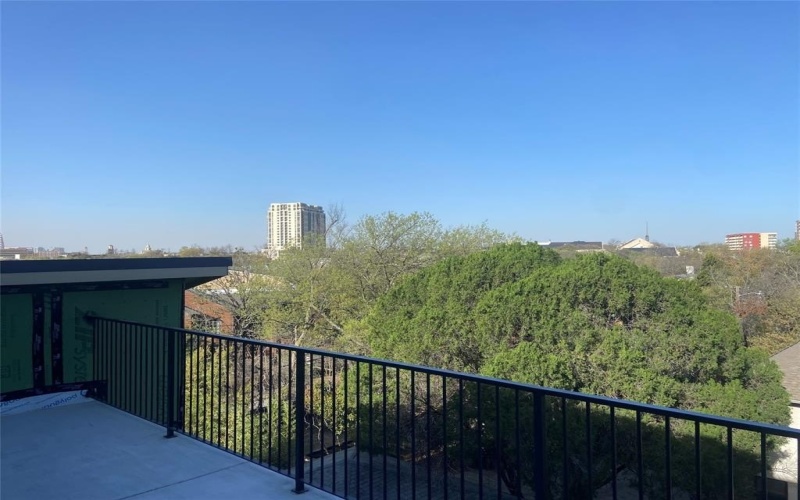 3624 N Fitzhugh Avenue, Dallas, TX 75204, 5 Bedrooms Bedrooms, ,6 BathroomsBathrooms,Residential,For Sale,3624 N Fitzhugh Avenue,20874895