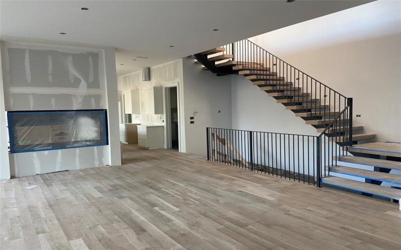3624 N Fitzhugh Avenue, Dallas, TX 75204, 5 Bedrooms Bedrooms, ,6 BathroomsBathrooms,Residential,For Sale,3624 N Fitzhugh Avenue,20874895