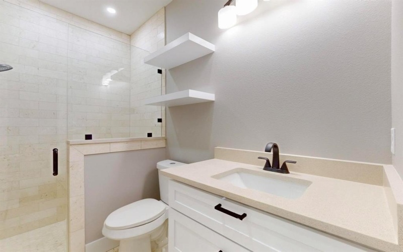 1502 W Collin Street, Corsicana, TX 75110, 3 Habitaciones Habitaciones , ,2 BañosBaños,Residential,En Venta,1502 W Collin Street,20874904