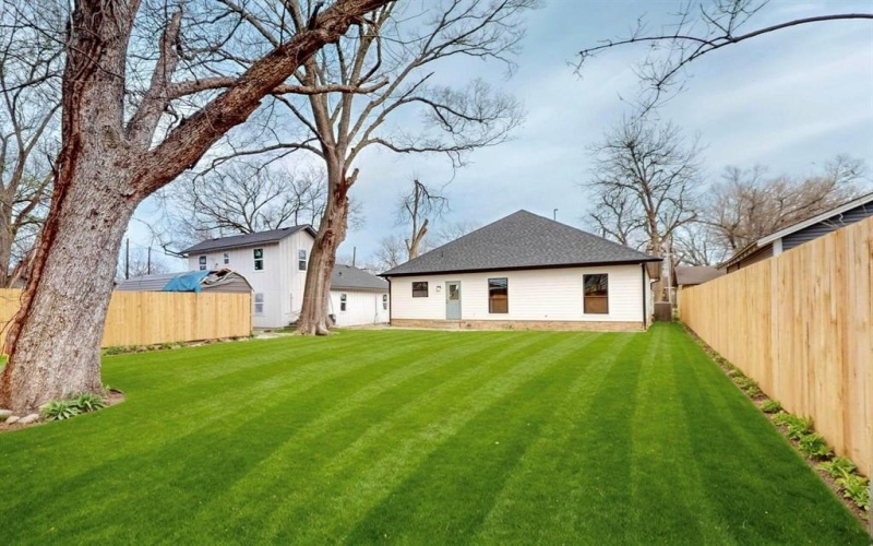 1502 W Collin Street, Corsicana, TX 75110, 3 Habitaciones Habitaciones , ,2 BañosBaños,Residential,En Venta,1502 W Collin Street,20874904