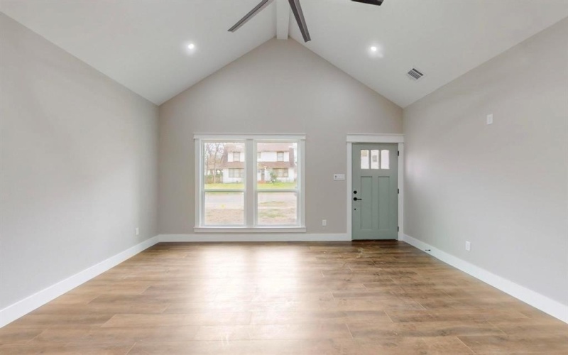 1502 W Collin Street, Corsicana, TX 75110, 3 Habitaciones Habitaciones , ,2 BañosBaños,Residential,En Venta,1502 W Collin Street,20874904