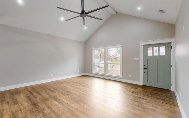1502 W Collin Street, Corsicana, TX 75110, 3 Habitaciones Habitaciones , ,2 BañosBaños,Residential,En Venta,1502 W Collin Street,20874904