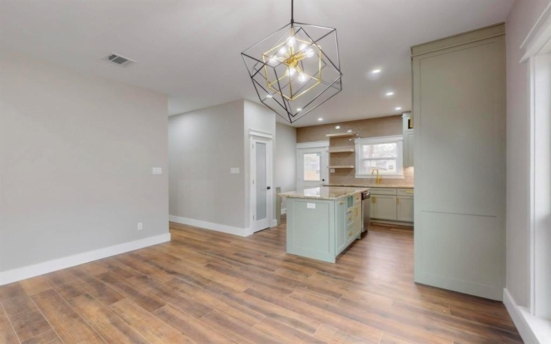 1502 W Collin Street, Corsicana, TX 75110, 3 Habitaciones Habitaciones , ,2 BañosBaños,Residential,En Venta,1502 W Collin Street,20874904