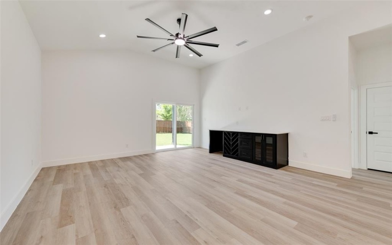 4515 Eutopia Street, Greenville, TX 75401, 4 Bedrooms Bedrooms, ,2 BathroomsBathrooms,Residential,For Sale,4515 Eutopia Street,20872766