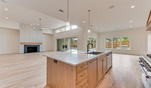 10519 Somerton Drive, Dallas, TX 75229, 5 Bedrooms Bedrooms, ,6 BathroomsBathrooms,Residential,For Sale,10519 Somerton Drive,20874958