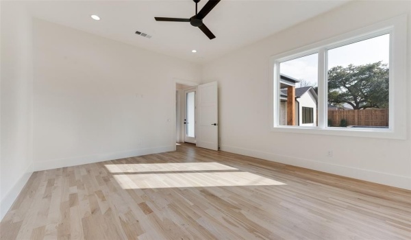 10519 Somerton Drive, Dallas, TX 75229, 5 Bedrooms Bedrooms, ,6 BathroomsBathrooms,Residential,For Sale,10519 Somerton Drive,20874958