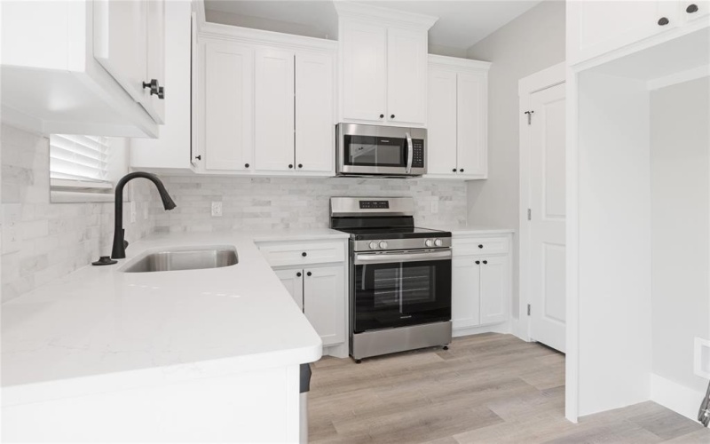 722 E Walker Street, Denison, TX 75021, 3 Bedrooms Bedrooms, ,2 BathroomsBathrooms,Residential,For Sale,722 E Walker Street,20874999