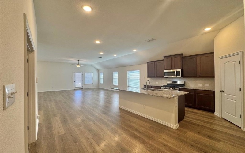 5512 Breezy Drive, Celina, TX 75009, 4 Habitaciones Habitaciones , ,3 BañosBaños,Residential Lease,En Alquiler,5512 Breezy Drive,20872849