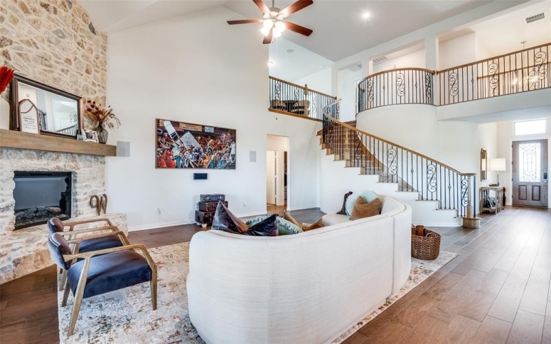 1819 Orlando Drive, Cedar Hill, TX 75104, 5 Habitaciones Habitaciones , ,3 BañosBaños,Residential,En Venta,1819 Orlando Drive,20875201