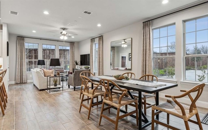 660 Sandiford Court, Mansfield, TX 76063, 3 Bedrooms Bedrooms, ,2 BathroomsBathrooms,Residential,For Sale,660 Sandiford Court,20875461