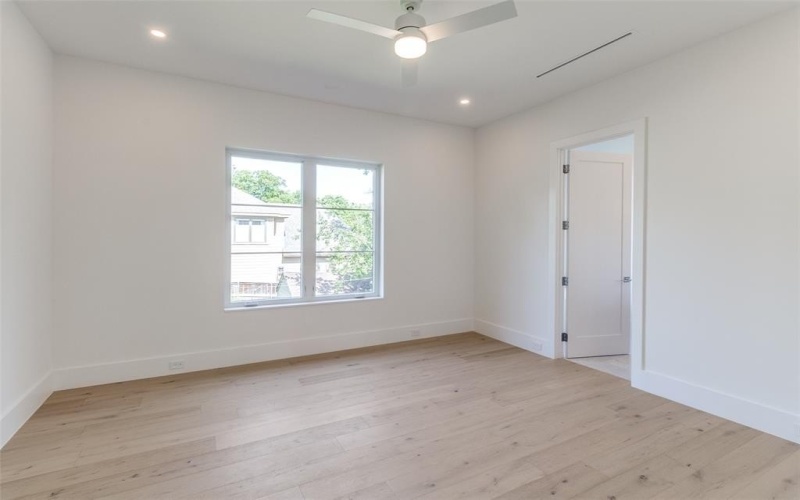 4910 W Hanover Avenue, Dallas, TX 75209, 4 Bedrooms Bedrooms, ,5 BathroomsBathrooms,Residential,For Sale,4910 W Hanover Avenue,20873116