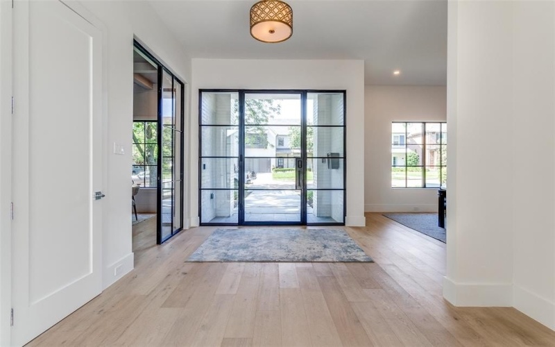 4910 W Hanover Avenue, Dallas, TX 75209, 4 Bedrooms Bedrooms, ,5 BathroomsBathrooms,Residential,For Sale,4910 W Hanover Avenue,20873116