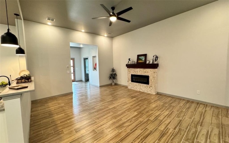 800 County Rd 4108, Greenville, TX 75401, 4 Bedrooms Bedrooms, ,2 BathroomsBathrooms,Residential,For Sale,800 County Rd 4108,20875637