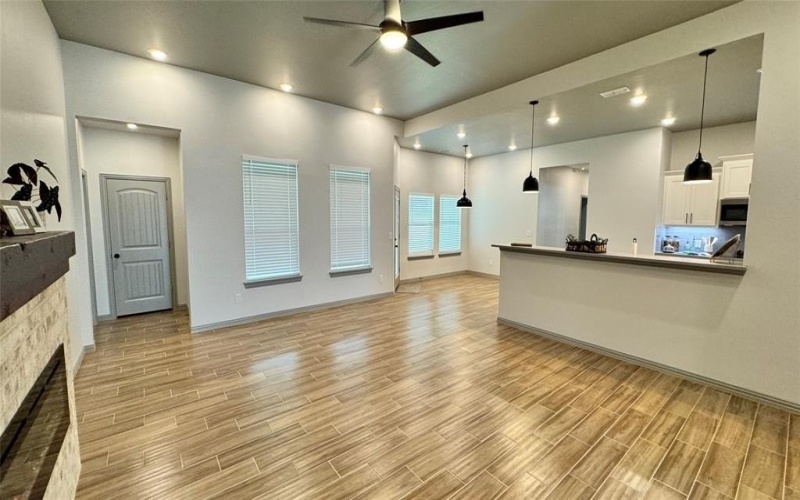 800 County Rd 4108, Greenville, TX 75401, 4 Bedrooms Bedrooms, ,2 BathroomsBathrooms,Residential,For Sale,800 County Rd 4108,20875637