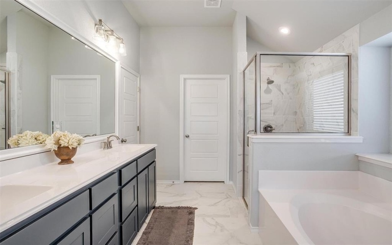 6829 Canyon Rock, Benbrook, TX 76126, 4 Habitaciones Habitaciones , ,2 BañosBaños,Residential,En Venta,6829 Canyon Rock,20875661