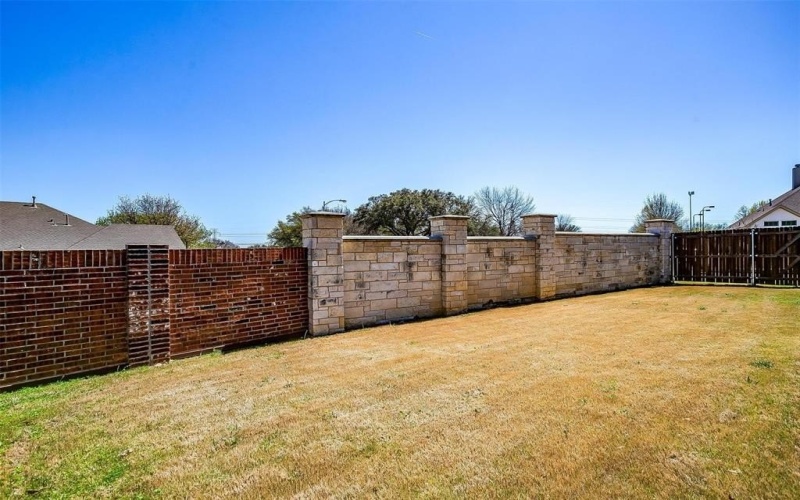 6829 Canyon Rock, Benbrook, TX 76126, 4 Habitaciones Habitaciones , ,2 BañosBaños,Residential,En Venta,6829 Canyon Rock,20875661