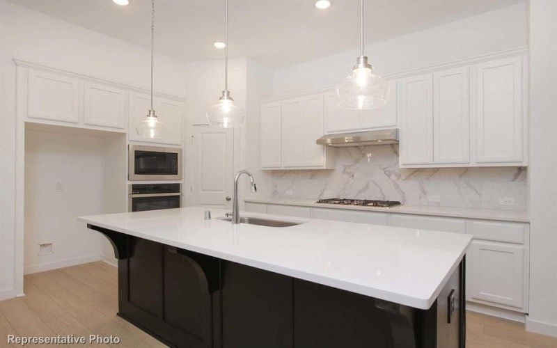 2406 Cornwall Lane, Forney, TX 75126, 4 Habitaciones Habitaciones , ,5 BañosBaños,Residential,En Venta,2406 Cornwall Lane,20875707