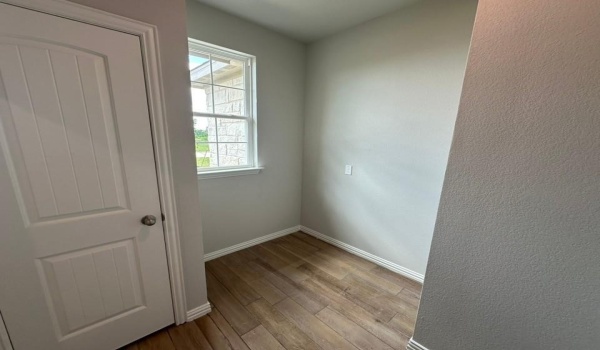 2465 Blackjack Oak Road, Oak Ridge, TX 75161, 3 Habitaciones Habitaciones , ,2 BañosBaños,Residential,En Venta,2465 Blackjack Oak Road,20875750