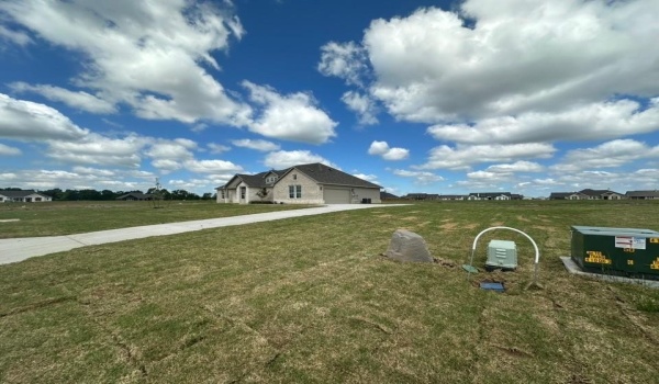 2465 Blackjack Oak Road, Oak Ridge, TX 75161, 3 Habitaciones Habitaciones , ,2 BañosBaños,Residential,En Venta,2465 Blackjack Oak Road,20875750