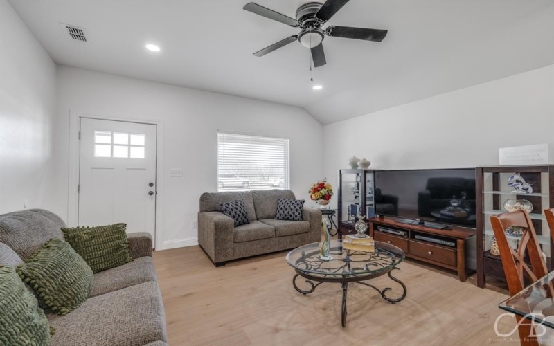 2545 Bel Air Drive, Abilene, TX 79603, 3 Bedrooms Bedrooms, ,2 BathroomsBathrooms,Residential,For Sale,2545 Bel Air Drive,20875761