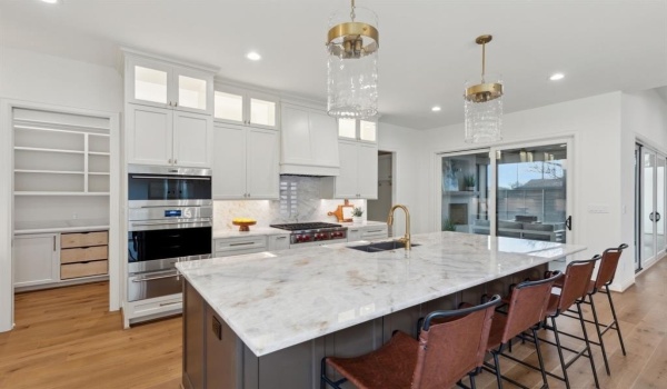 10930 Beauty Lane, Dallas, TX 75229, 5 Bedrooms Bedrooms, ,6 BathroomsBathrooms,Residential,For Sale,10930 Beauty Lane,20873437